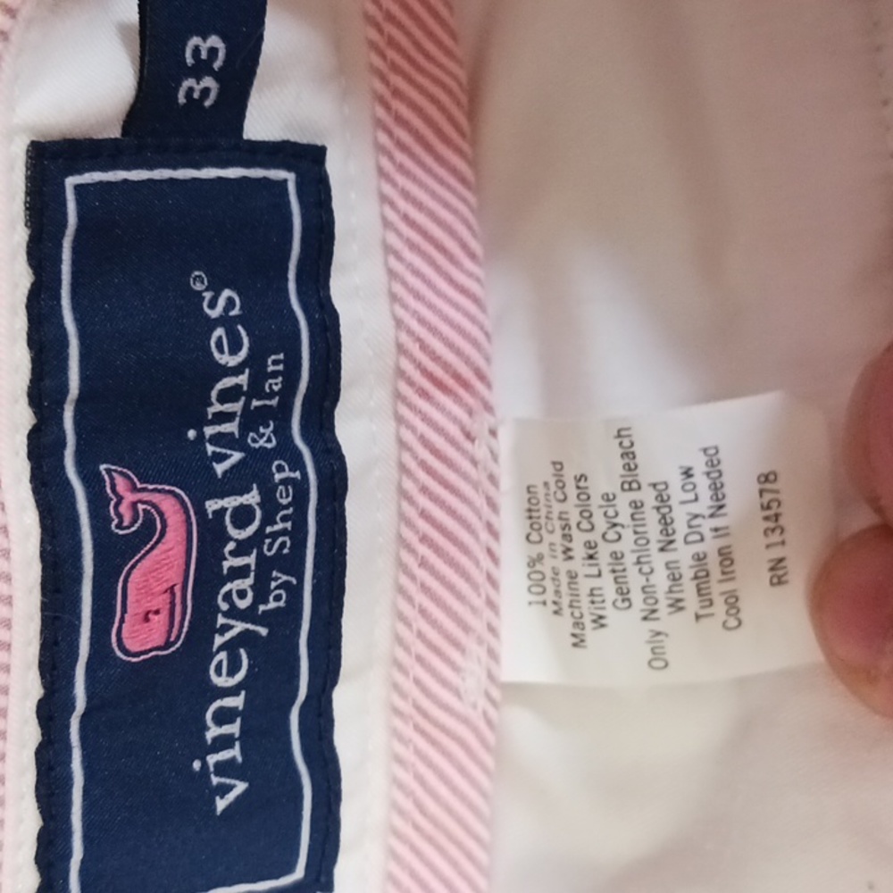 Vineyard Vines pinstripe flat front shorts - waist 33 - pink and white - Picture 6 of 7